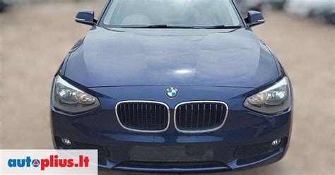 Teminis BMW entuziastų susitikimo Norvegijoje foto, daug BMW automobilių.