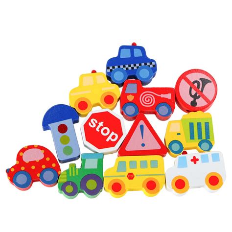 Nuotrauka su įvairiomis mokomosiomis transporto priemonėmis