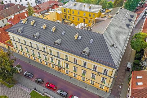 Vilniaus universiteto pastatas, kuriame studijavo A. Mickevičius