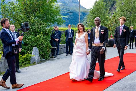Tematinė nuotrauka: vilkikas Norvegijos kraštovaizdyje