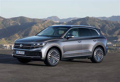 Fotografija: Volkswagen Touareg variklio skyrius su V6 TDI agregatu