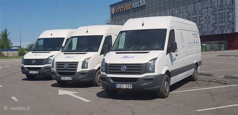 Teminė nuotrauka: N1 kategorijos krovininis mikroautobusas kelyje