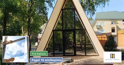 Tematinė iliustracija: tamsinti langai biure