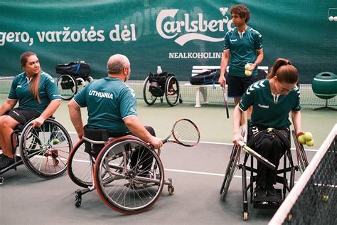 Teminis nuomojamų sportinių vežimėlių nuotrauka