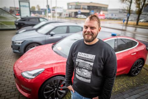 Teminis automobilio nuomos Telšiuose paveikslėlis