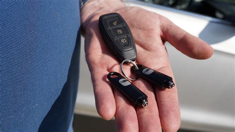 automobilio raktelio su atsakiklio lustu nuotrauka