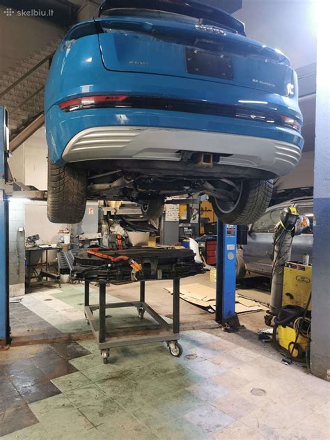 automobilio važiuoklės patikra servise