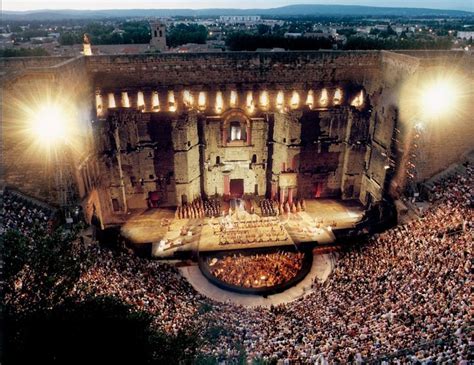 Oranžo Antikinio teatro nuotrauka
