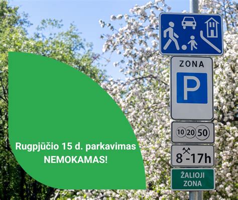Teminė nuotrauka: Parkomatas ir mobiliojo telefono programėlė mokėjimui už parkavimą