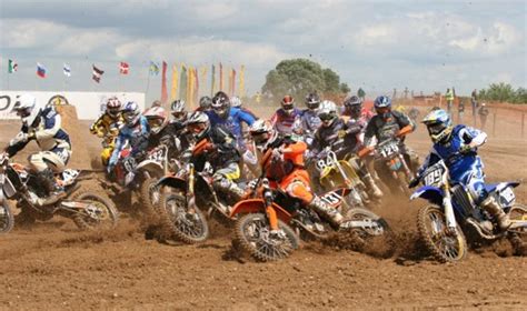 Istorinės motokroso lenktynių nuotraukos iš Europos