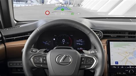 Lexus RX HUD projekcija ant stiklo pavyzdys