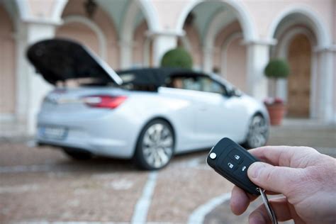 Teminė nuotrauka: automobilio apsaugos sistema