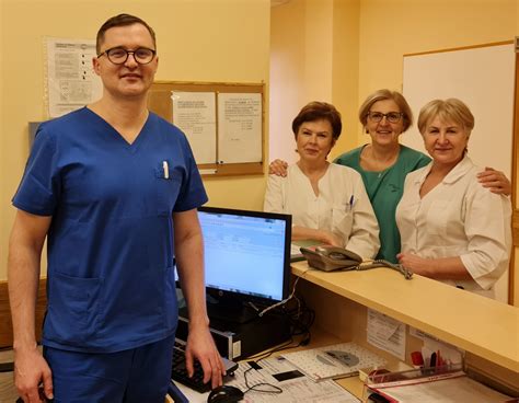 Telšių ligoninės akušerijos skyriaus gydytojų komandos teminė nuotrauka