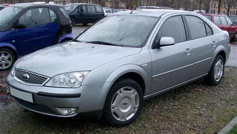 Ford Mondeo II kartos interjeras