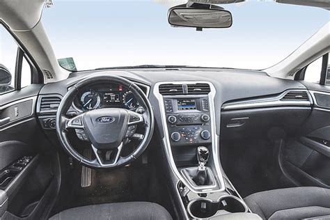 Ford Mondeo IV kartos prietaisų skydelis su dideliu ekranu