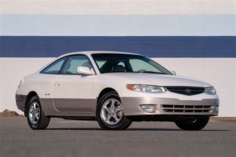 Toyota Solara automobilio nuotrauka