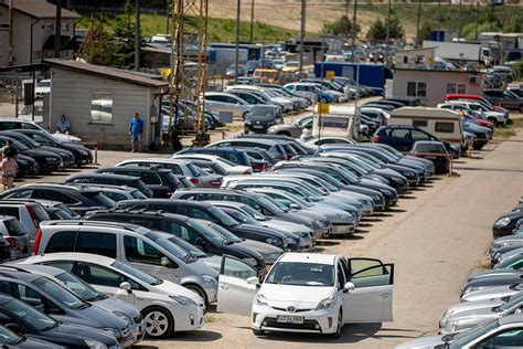 automobilių turgus Latvijoje