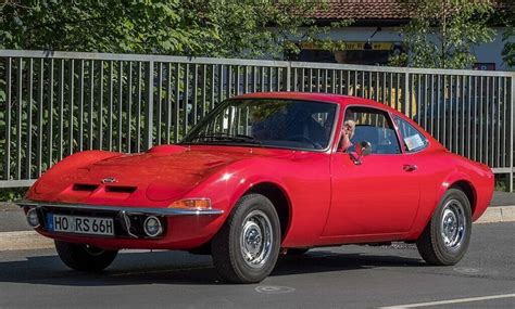 Opel GT sportinis automobilis