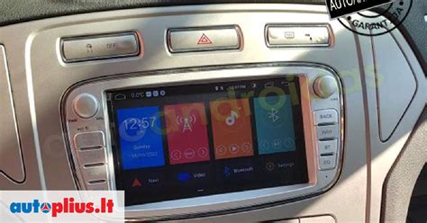 Teminė nuotrauka: Android magnetola automobilyje