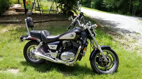 Teminis Honda VT1100 Shadow nuotrauka