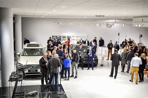 Naujo Volvo salono interjero nuotrauka