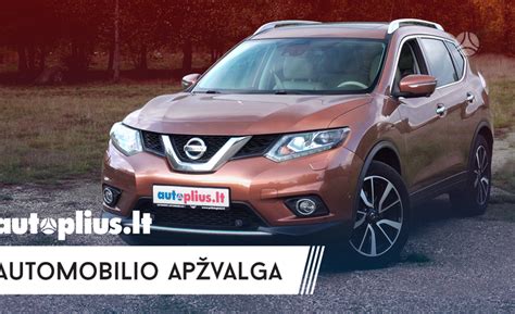 Tematinė nuotrauka su Nissan X-Trail automobiliu