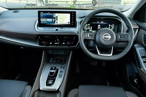 Schema, iliustruojanti Nissan Qashqai „e-POWER“ sistemos veikimo principą
