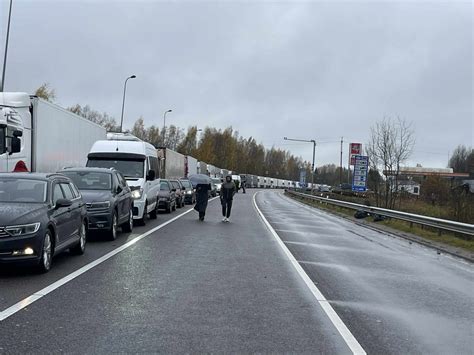 Pasienio punkto ir eilės nuotrauka