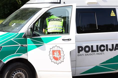 Teminis nuotrauka, avarija, vilkikas, policija