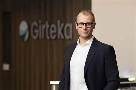 Girteka biuras Varšuvoje, komanda