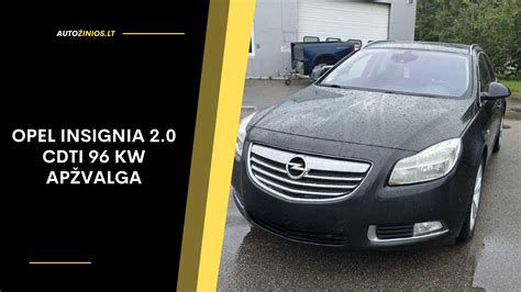 Opel Insignia automobilio priekio ir variklio skyriaus nuotrauka