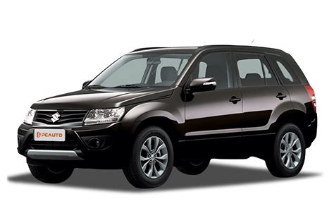 Thematic photo of a Suzuki Grand Vitara (2005-2017 model) driving off-road or in a natural setting