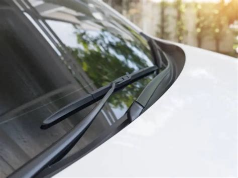 Thematic photo of a car's rear wiper blade