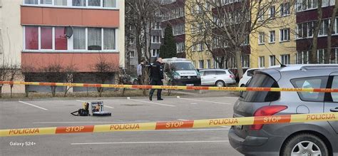 Teminė nuotrauka su pavojaus ženklu ar incidento vieta