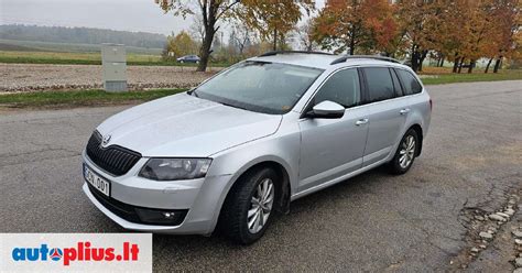 Teminė nuotrauka su 2010 metų Škoda Octavia universalas
