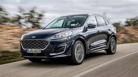 Ford Kuga hibrido dizainas ir interjeras