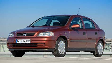 Infografika: Valytuvų tipai ir jų charakteristikos Opel Astra G (1998-2004)
