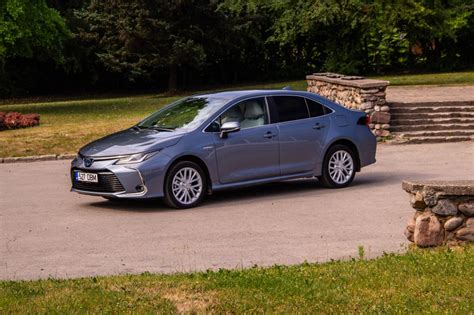 Toyota Corolla sedano eksterjero nuotrauka