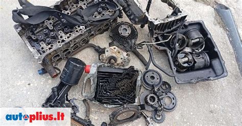 Kia Sorento variklio skyriaus schema su pagrindiniais komponentais