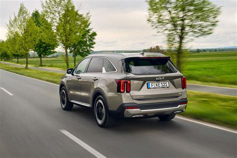 Kia Sorento važiuojantis bekele