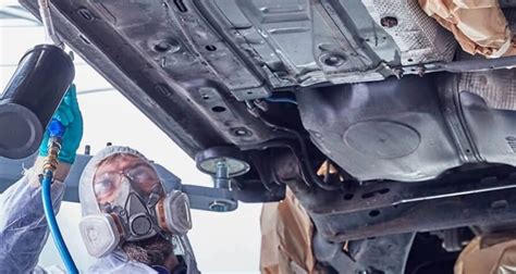 Tematinė nuotrauka: automobilio antikorozinis padengimas servise