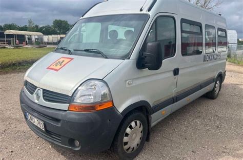 Bendras Renault Master automobilio vaizdas iš priekio