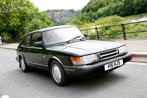 Saab 17 bombonešio istorinė nuotrauka