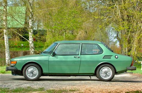 Saab 99 Turbo automobilio nuotrauka