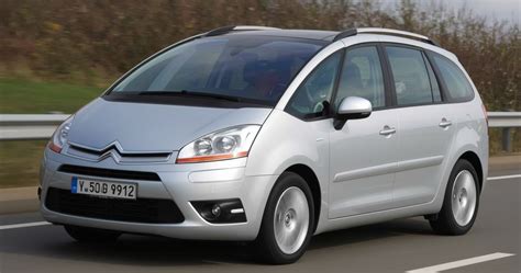 Erdvus Citroën C4 Grand Picasso salonas su didele bagažine