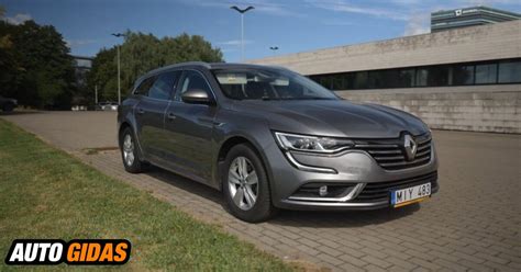 Renault Laguna pirmos, antros ir trečios kartos modelių evoliucijos vizualizacija