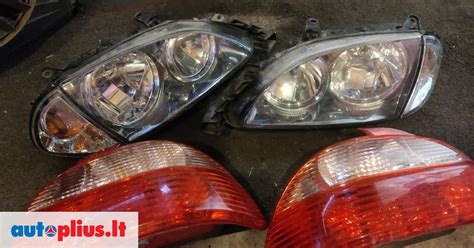Schema, kaip atlaisvinti priekinį buferį Toyota Avensis lengvam priekinės lempos išėmimui