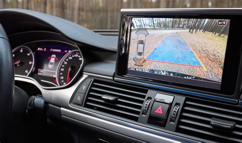 Pavaizduota automobilio saugumo sistema veikiant