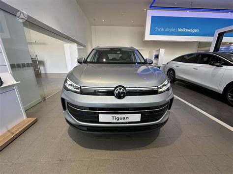 Volkswagen automobiliai salone