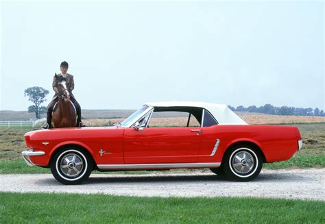 Tematinė nuotrauka: Ford Mustang istorija ir kultūra